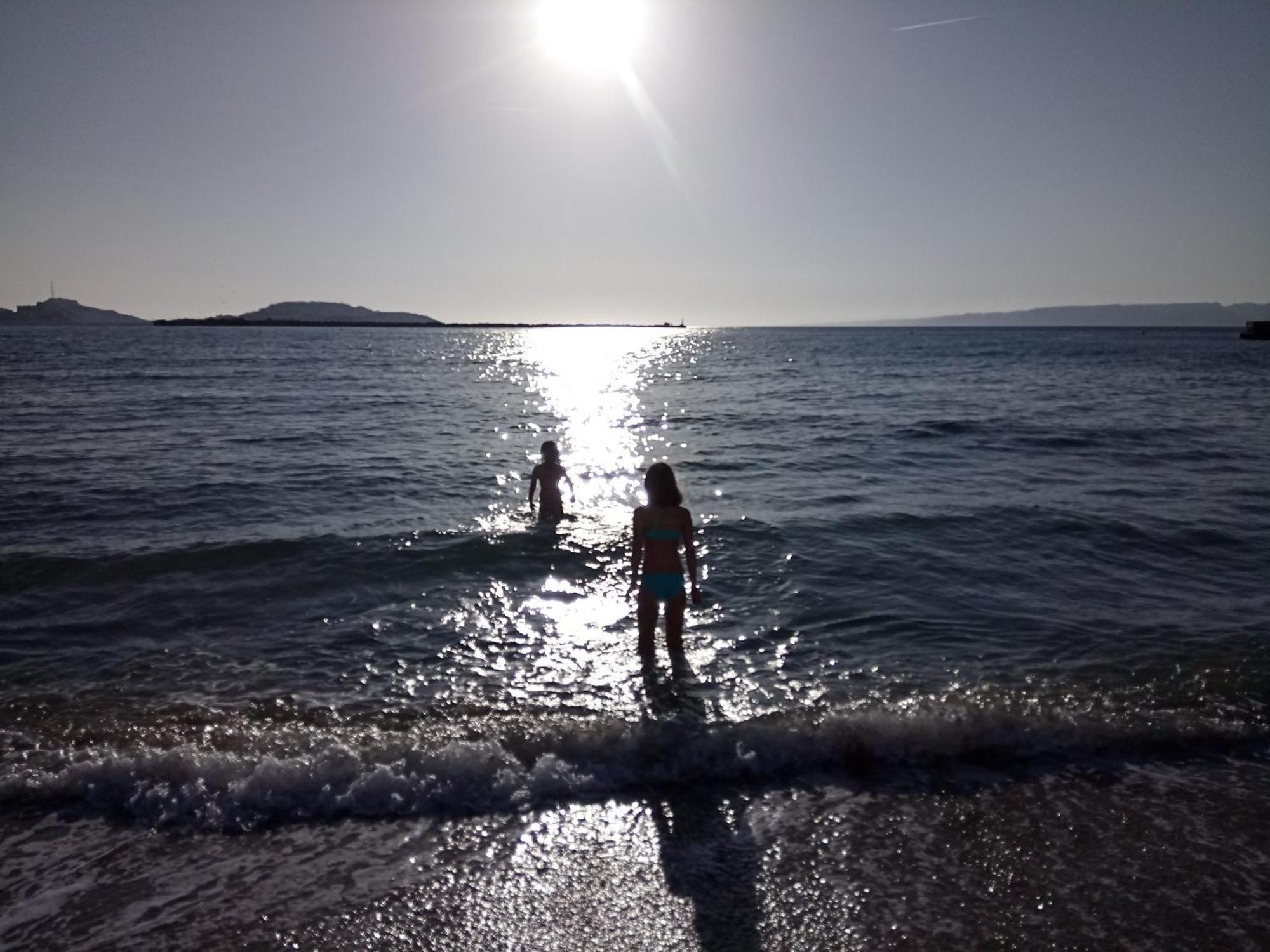 - - Maison Uma - - Wifi, Netflix, Mer Et Centre Marseille Luaran gambar